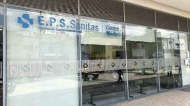 EPS Sanitas asfixia a hospitales públicos. Les debe $180 mil millones. No les paga, pero sí recibe los recursos de la UPC anticipadamente