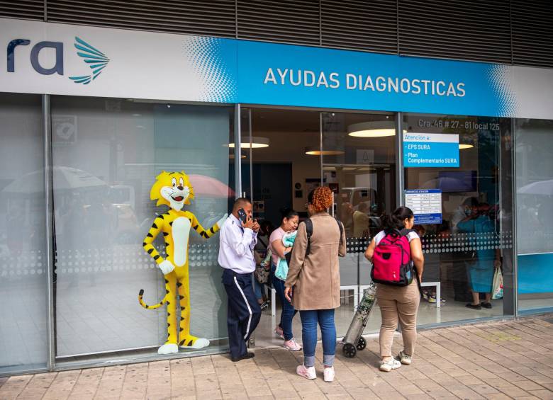 Tras la decisión de EPS SURA de retirarse La salud en Colombia sí requiere de una reforma estructural. Los determinantes sociales terminaron por colapsar financieramente al sistema: ACESI